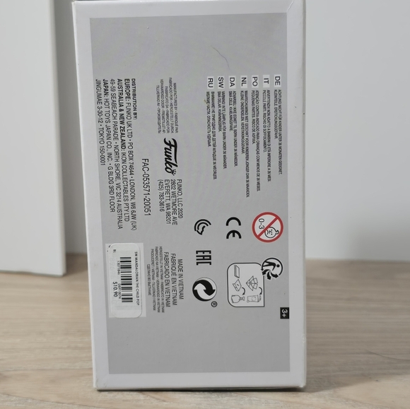 Funko pop disney star wars the child mandalorian 368 new - Picture 8 of 8